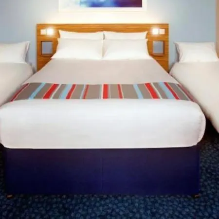 Travelodge A1 Southbound Hotel 3*