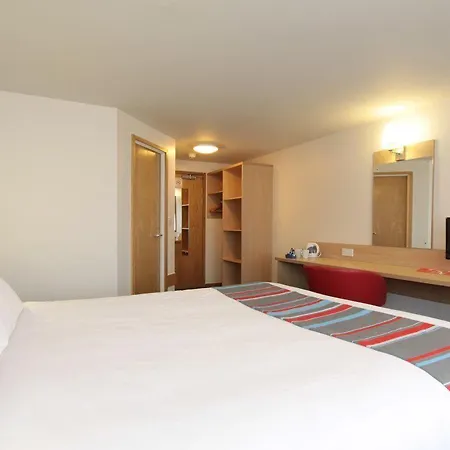 Travelodge A1 Southbound Hotel