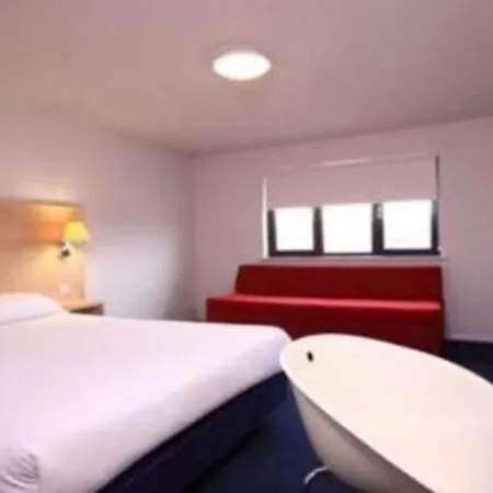 Travelodge A1 Southbound Hotel