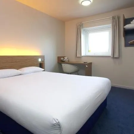 Hotel Travelodge A1 Southbound 3*