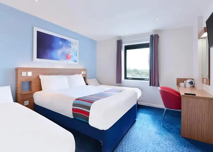 Travelodge A1 Southbound Hotel 3*